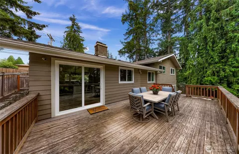 Exterior - 19115 104th Ave NE, Bothell, WA 98011 photo 5 of 7