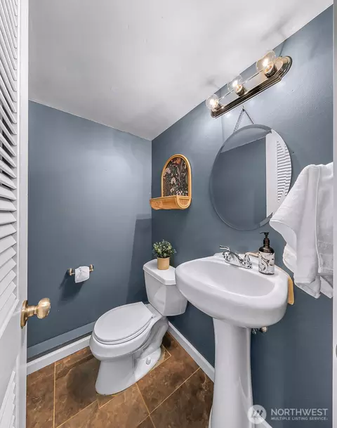 Bath - 19115 104th Ave NE, Bothell, WA 98011 photo 3 of 3