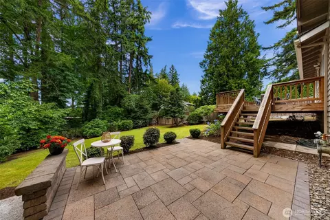 Exterior - 19115 104th Ave NE, Bothell, WA 98011 photo 6 of 7