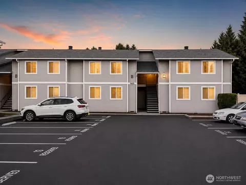1601 Maple Ln #B5, Kent, WA 98030