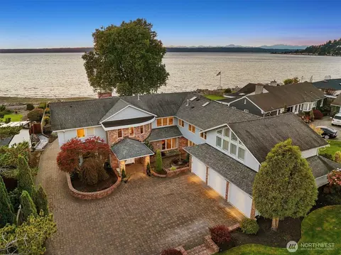 18141 Normandy Ter SW, Normandy Park, WA 98166