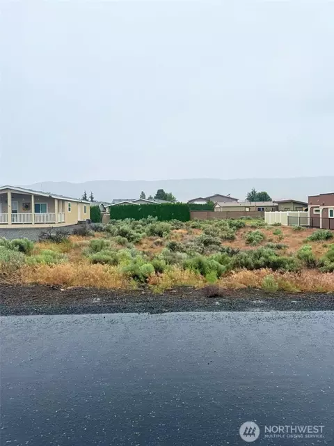 220 Airport Way SW, Mattawa, WA 99349