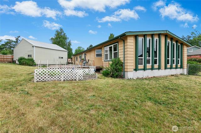 801 Walker Ave, Oak Harbor, WA 98277