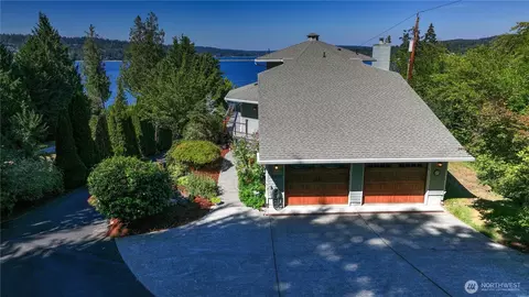 6921 120th St NW, Gig Harbor, WA 98332