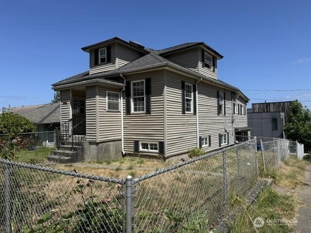 2616 17th Ave S, Seattle, WA 98144