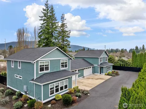 529 Ball St #A & B, Sedro Woolley, WA 98284