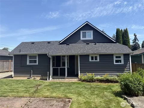 Exterior - 2519 Baker Ave, Everett, WA 98201 photo 4 of 7