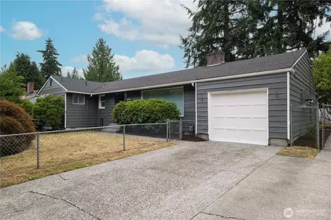 8408 121st St SW, Lakewood, WA 98498