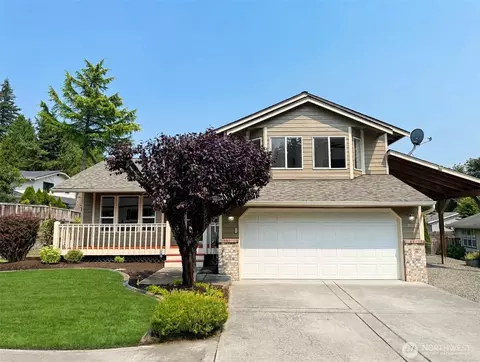 9407 152nd St E, Puyallup, WA 98375