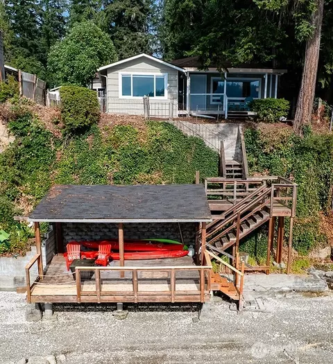 2161 Marine Dr, Bremerton, WA 98312