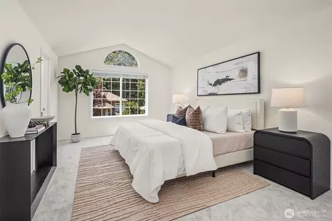 Bedroom - 16910 118th Ave NE, Bothell, WA 98011 photo 1 of 4