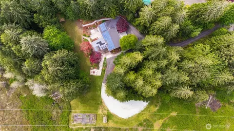 25119 NE 18th St, Sammamish, WA 98074