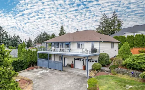 1550 13th Ct, Fox Island, WA 98333