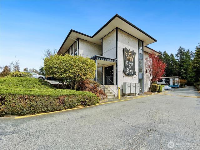19411 56th Ave W #220, Lynnwood, WA 98036
