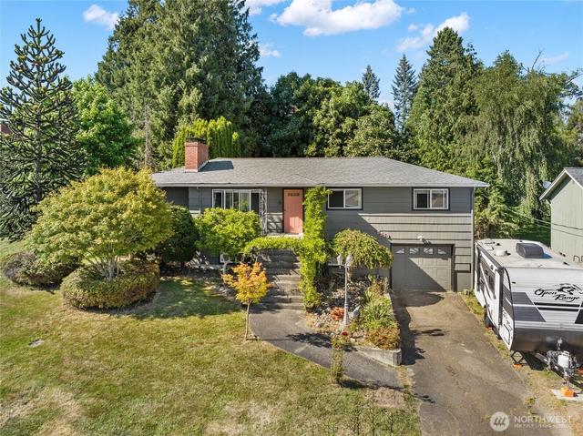 5850 Birch Dr, Ferndale, WA 98248