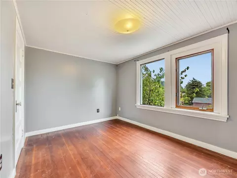 Bedroom - 6112 V Pl, Long Beach, WA 98631 photo 6 of 6
