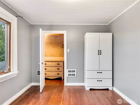 Bedroom - 6112 V Pl, Long Beach, WA 98631 photo 5 of 6