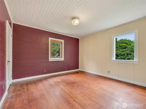 Bedroom - 6112 V Pl, Long Beach, WA 98631 photo 1 of 6
