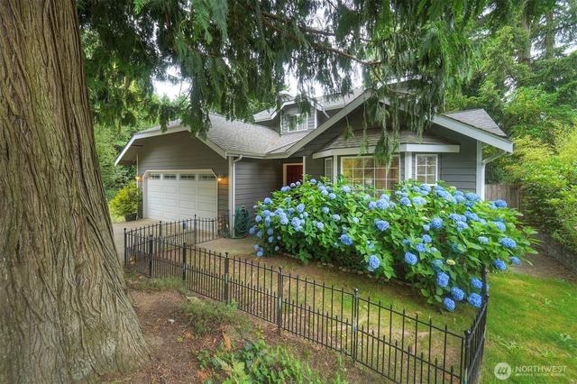 22035 Sea Vis NE, Poulsbo, WA 98370