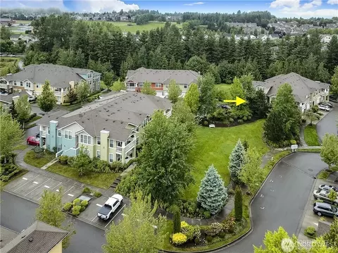 7705 Fairway Ave SE #204, Snoqualmie, WA 98065