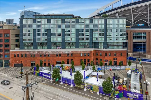 590 1st Ave S #902, Seattle, WA 98104