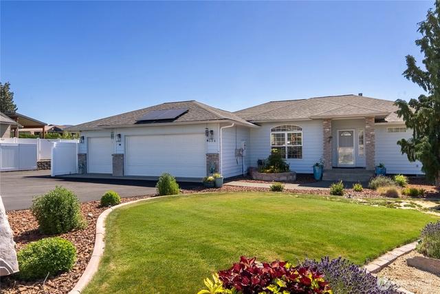 536 Hillcrest Circle Dr, Omak, WA 98841