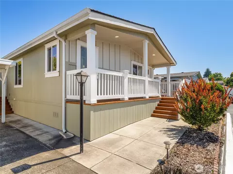 10713 61st St E #108A, Puyallup, WA 98372
