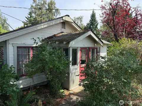 1336 7th St, Port Townsend, WA 98368