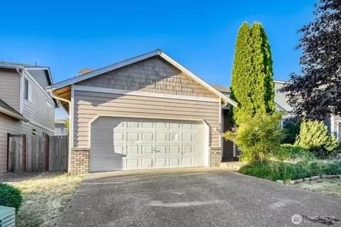 9111 189th St E, Puyallup, WA 98375