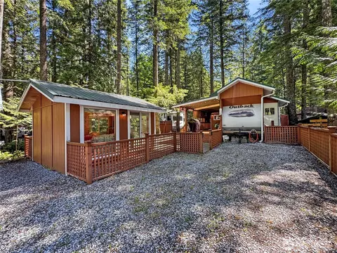 128 1 Jasper Trl, Deming, WA 98244