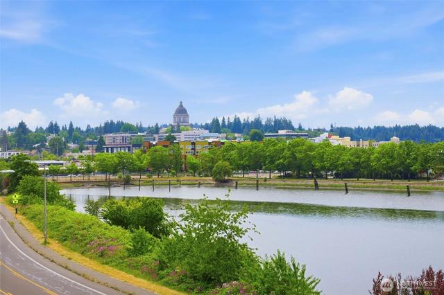 904 E Bay Dr NE #B302, Olympia, WA 98506