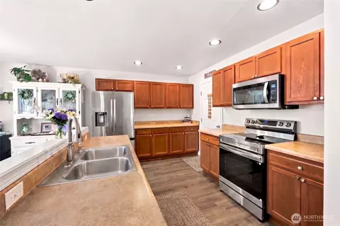Kitchen - 5118 203rd Street Ct E, Spanaway, WA 98387 photo 1 of 2