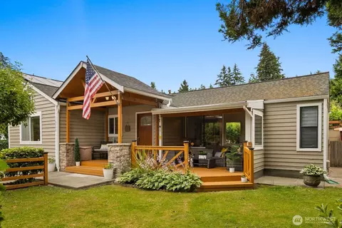 16030 12th Ave NE, Shoreline, WA 98155