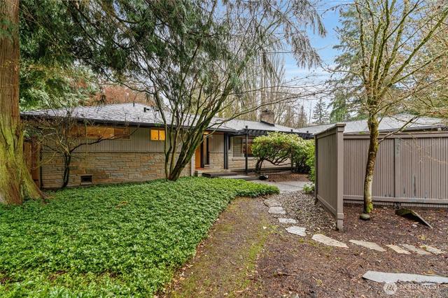23312 Robin Hood Dr, Edmonds, WA 98020