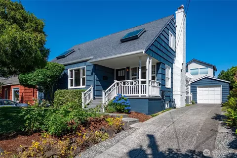 4024 55th Ave SW, Seattle, WA 98116