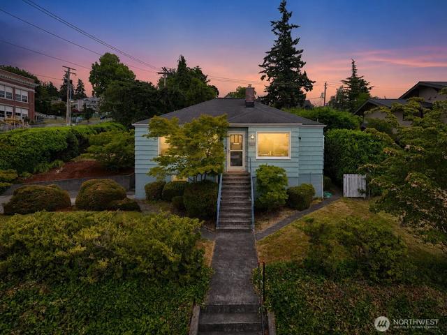 1003 14th St, Bellingham, WA 98225