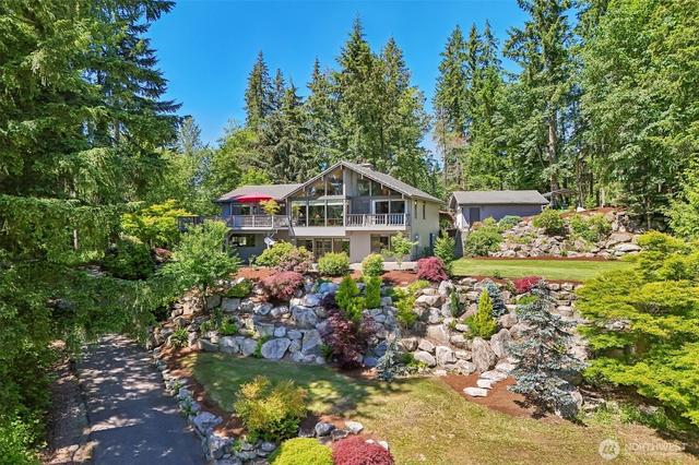 26414 SE 172nd St, Issaquah, WA 98027