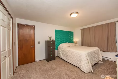 Bedroom - 1201 Thornton Dr, Sequim, WA 98382 photo 3 of 3