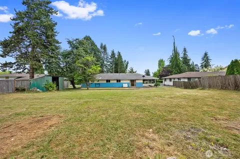 Exterior - 301 SW 108th St, Everett, WA 98204 photo 3 of 8