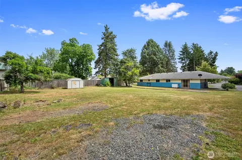 Exterior - 301 SW 108th St, Everett, WA 98204 photo 4 of 8