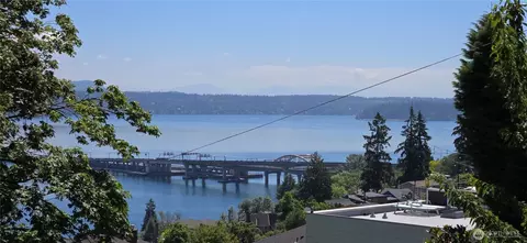 722 S 31st Ave, Seattle, WA 98144