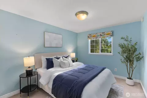 Bedroom - 17801 23rd Ave SE, Bothell, WA 98012 photo 3 of 3