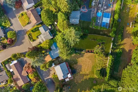 View/Area - 17801 23rd Ave SE, Bothell, WA 98012 photo 1 of 2