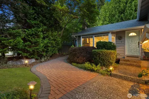 Exterior - 17801 23rd Ave SE, Bothell, WA 98012 photo 5 of 16