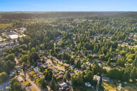 View/Area - 17801 23rd Ave SE, Bothell, WA 98012 photo 2 of 2
