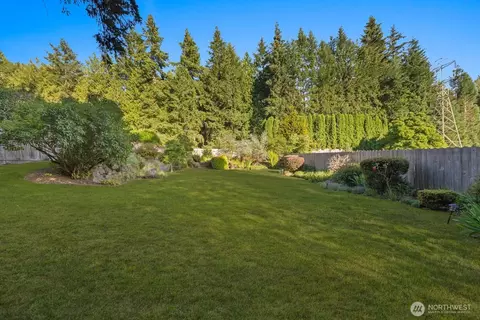 Exterior - 17801 23rd Ave SE, Bothell, WA 98012 photo 12 of 16