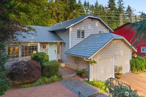 Exterior - 17801 23rd Ave SE, Bothell, WA 98012 photo 2 of 16