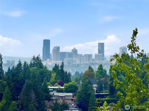 2680 139 Ave SE #84, Bellevue, WA 98005