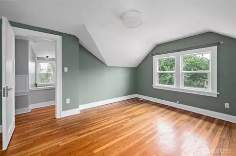 Bedroom - 3731 Hoyt Ave, Everett, WA 98201 photo 6 of 8