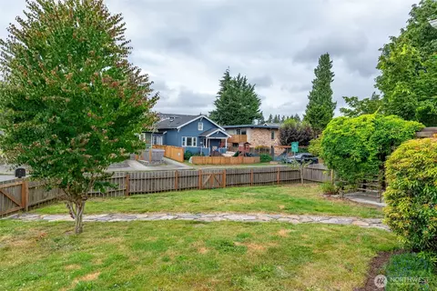 Exterior - 3731 Hoyt Ave, Everett, WA 98201 photo 6 of 6